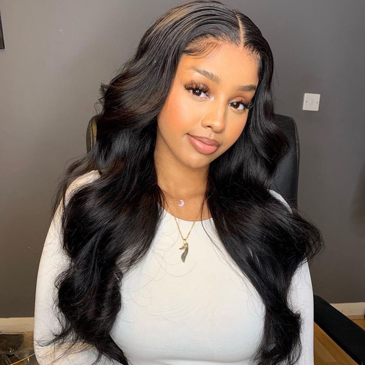 Beaudiva Body Wave Human Hair Wigs Lace Frontal Wig 13x6 Transparent Lace Wig Pre-Plucked Lace Front Wigs